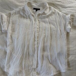 100% Cotton Banana Republic White Button-Up Shirt